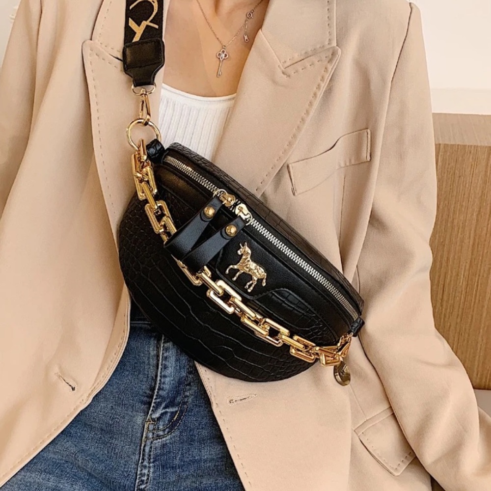 New Fashionable Acrylic Chain-Link Waist Bag & Chest Bag Featuring Vintage